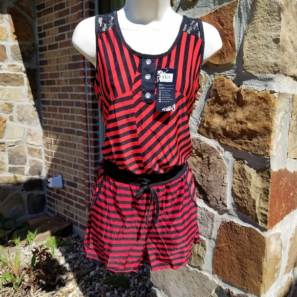 Striped Rompers - Picture 5 of 7